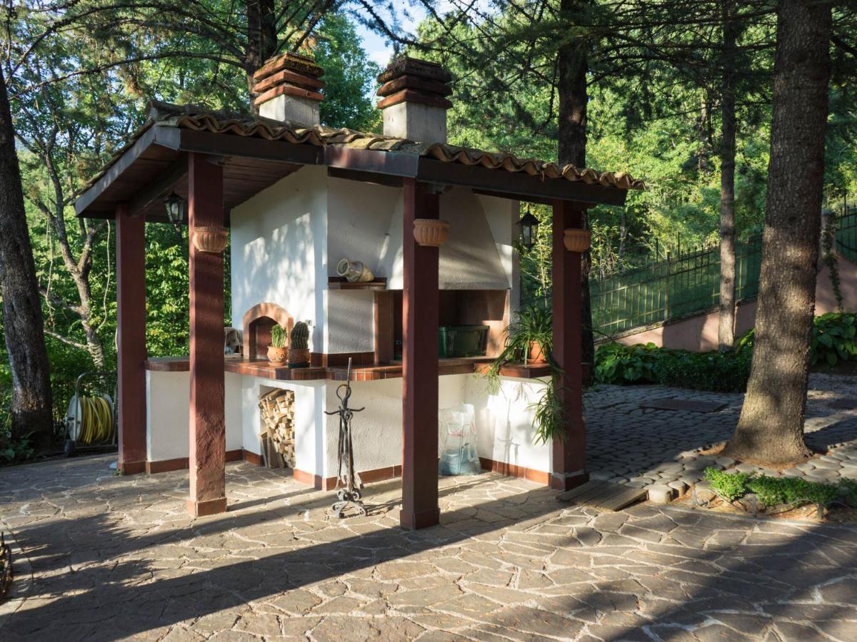 Fascinating Apartment in Tagliacozzo with Garden Esterno foto