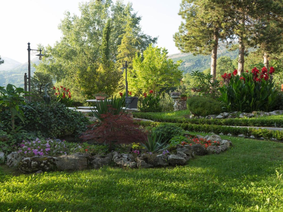 Fascinating Apartment in Tagliacozzo with Garden Esterno foto